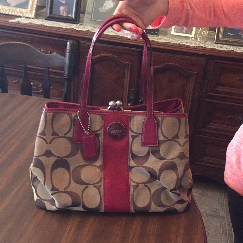 Authentic coach shoulder bag